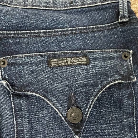 Hudson Bailee Mid-Rise Crop Baby Boot Jeans Size 27 - Picture 8 of 16